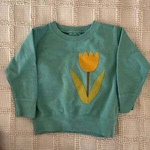 The cutest handmade Spring tulip sweatshirt